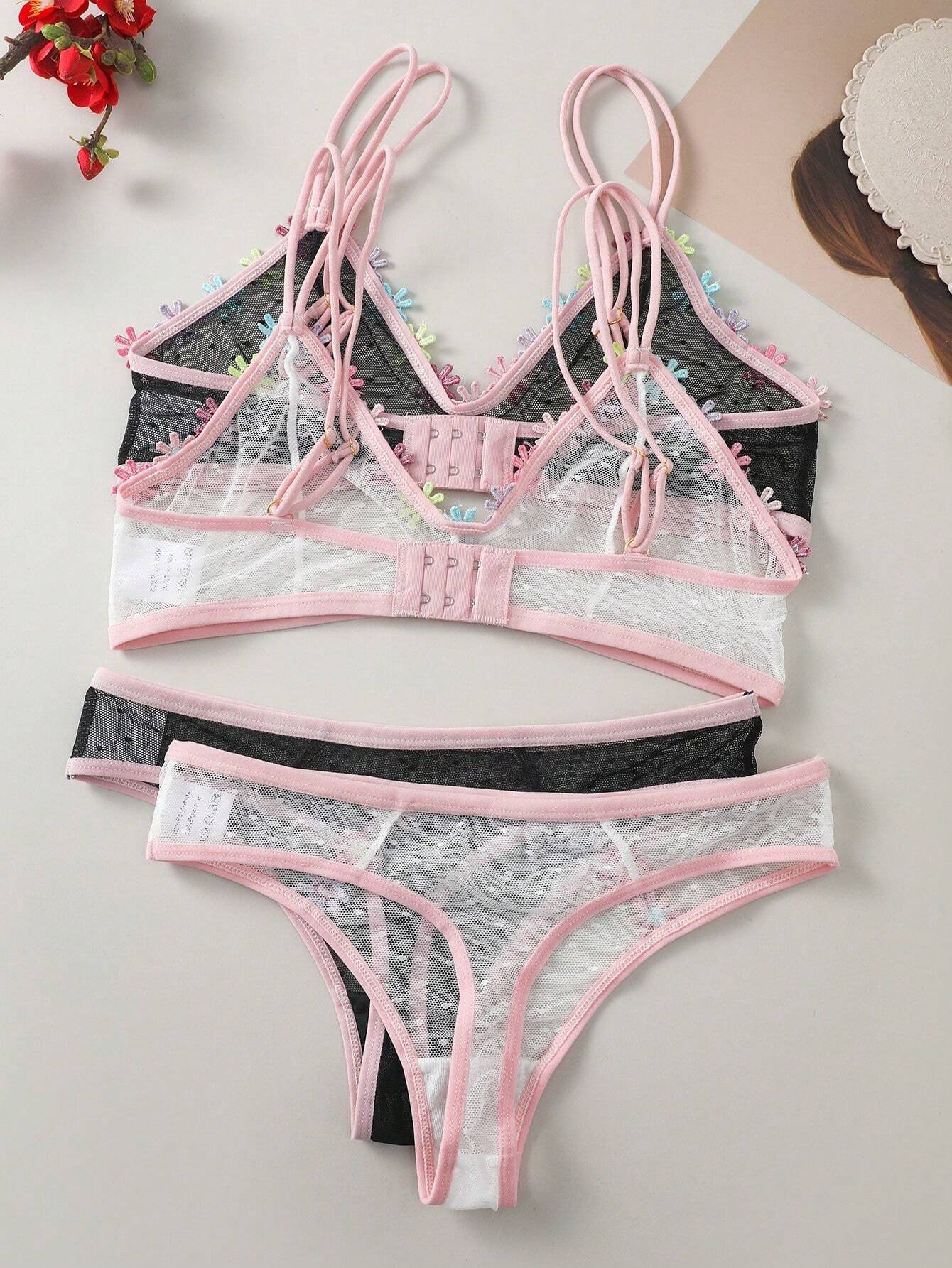 Conjunto rosa en encaje 050412