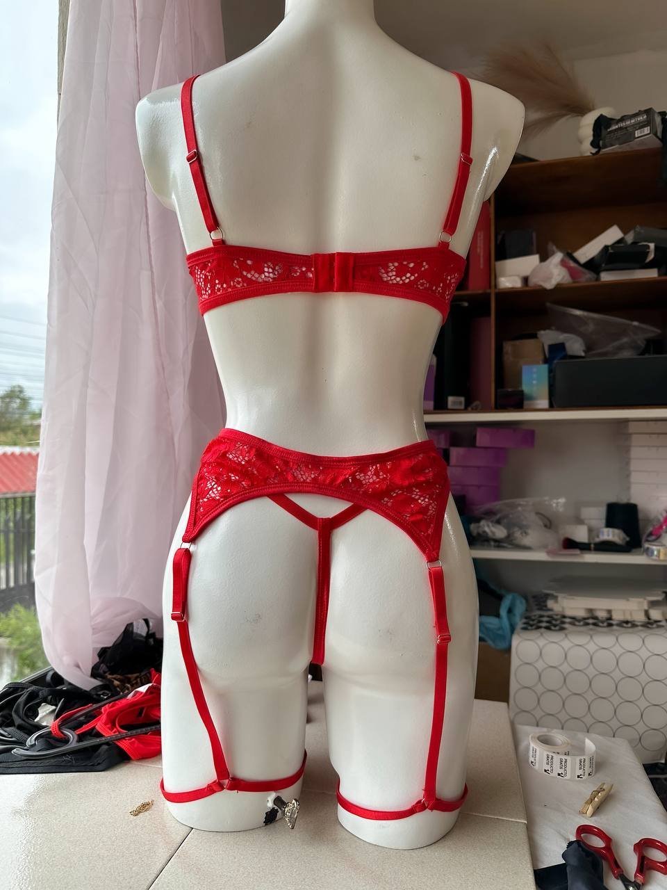 Liguero en encaje rojo de cereza01741
