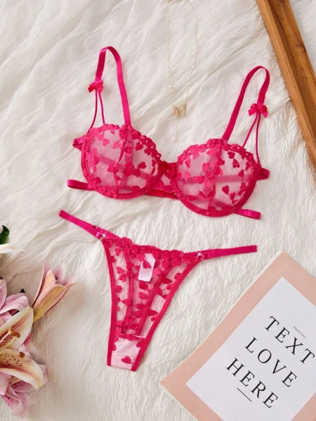 Conjunto corazaones rosas 110603