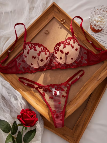 Conjunto en corazones 210702