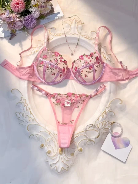 Conjunto rosa bordado 210706