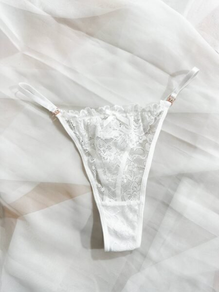 Tanga en encaje 2109001