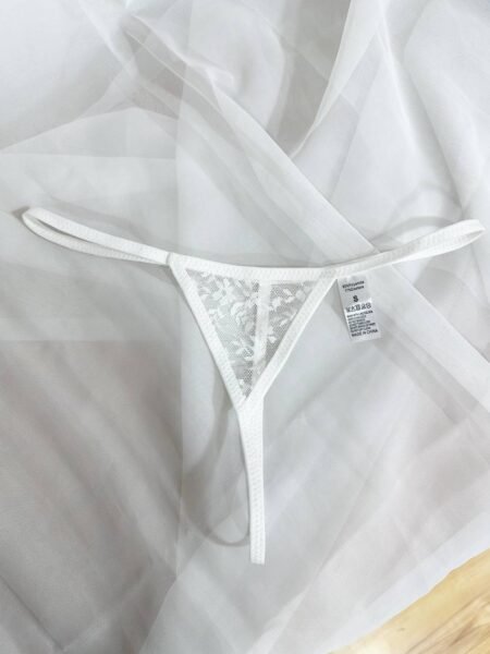 Panty Microhilo en blanco 180606