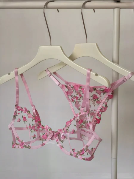 Conjunto bordado 071001