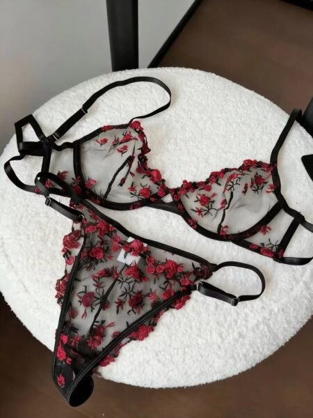 Conjunto negro 071002